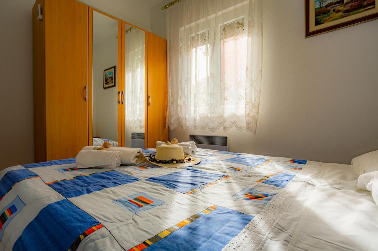 Villa Brucker Kozino Luaran gambar